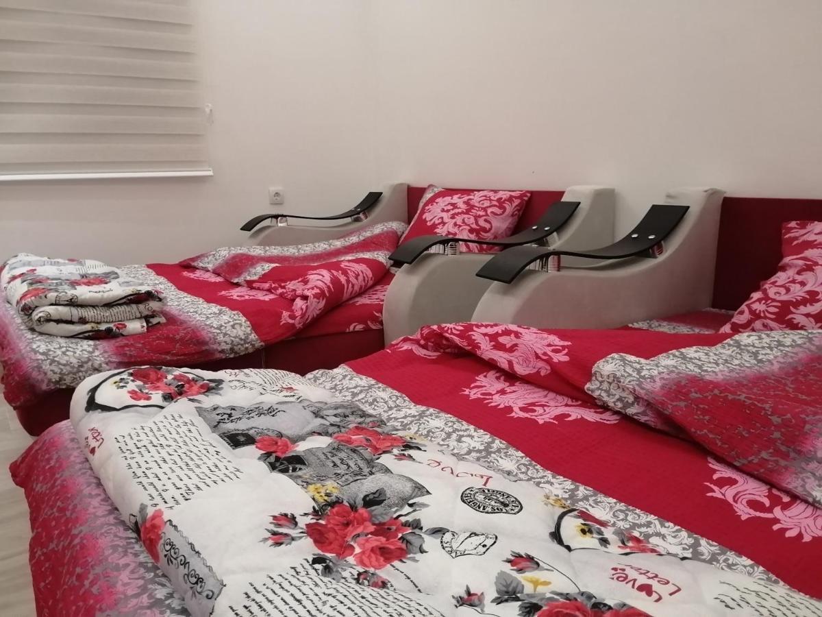 Uzicki-Konaci Lägenhet Užice Exteriör bild