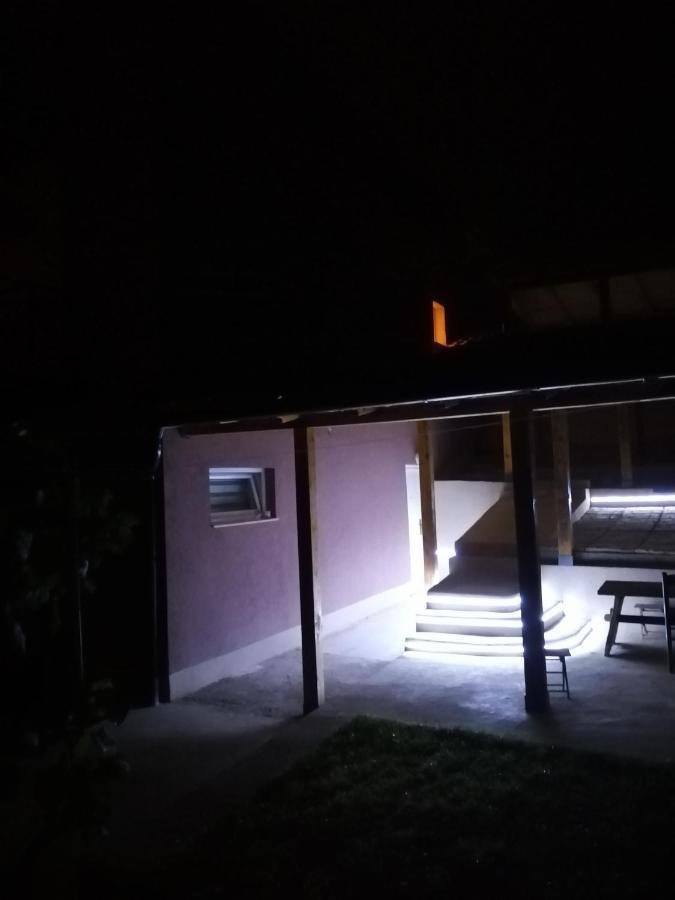 Uzicki-Konaci Lägenhet Užice Exteriör bild