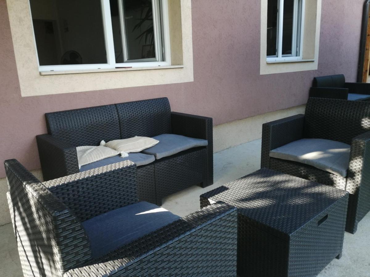 Uzicki-Konaci Lägenhet Užice Exteriör bild